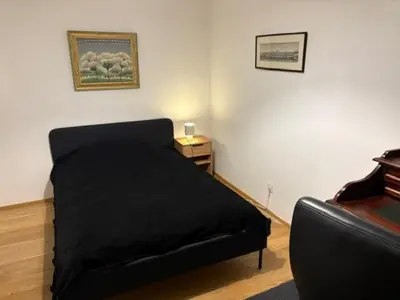 Ein Sitzbereich in der Unterkunft Erdgeschosswohnung mit Garage und Innenhof - westliches Wien