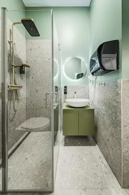 Ein Badezimmer in der Unterkunft HOME1 - Belvedere Boutique Hostel