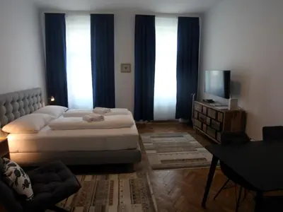 Ein Bett oder Betten in einem Zimmer der Unterkunft Apartment 3-Zimmer Wohnung by Interhome