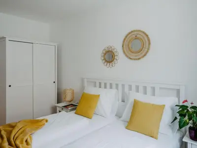 Ein Bett oder Betten in einem Zimmer der Unterkunft Apartment Lakeside Top2 by Interhome