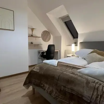 Lovely 3BR Apartment with Balcony near Rennweg station
