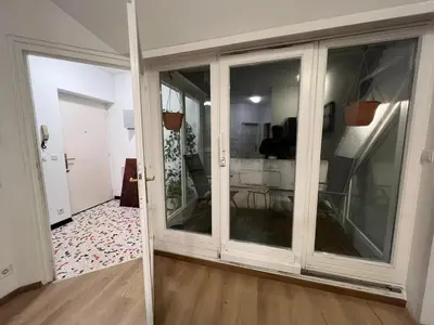 Grundriss der Unterkunft Simple Private Rooms in 3BR Shared Apartment, Well Connected Location