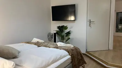 Grundriss der Unterkunft Simple Private Rooms in 3BR Shared Apartment, Well Connected Location