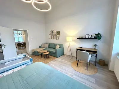 Ein Sitzbereich in der Unterkunft Zentrales Messe-Apartment Stuwerstraße - Family & Business Ready
