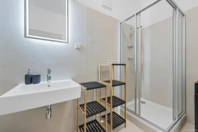 Ein Badezimmer in der Unterkunft Nüll Residences 03 - 2 Bedrooms Close to Main Station
