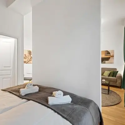 Nüll Residences 01 - New Studio close to Main station