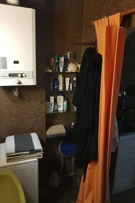 Küche/Küchenzeile in der Unterkunft Apartment Wohnung in Hernals mit Garten- und Strassenblick by Interhome