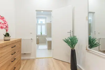Ein Badezimmer in der Unterkunft Modern Apartment - 11 minutes to city center