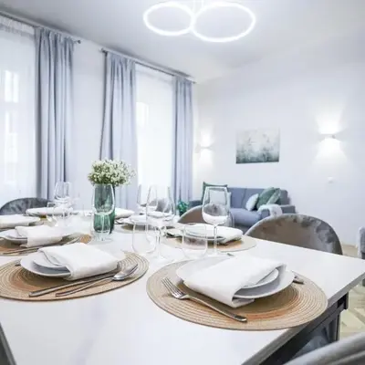 BRAND NEW! Apartment Elegance in Vienna's City Center