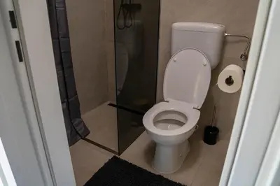 Ein Badezimmer in der Unterkunft Family Apartment Schönbrunn I Modern & Zentral