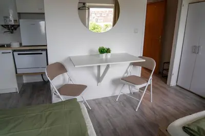 Küche/Küchenzeile in der Unterkunft Mini apartment perfect for exploring Vienna!
