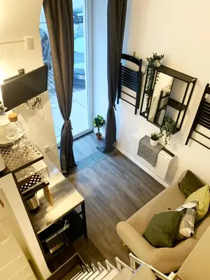 Ein Sitzbereich in der Unterkunft Frisierzimmer Art Lofts
