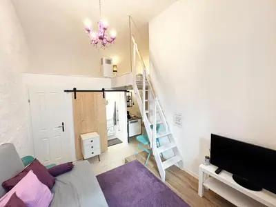 TV/Unterhaltungsangebot in der Unterkunft Frisierzimmer Art Lofts