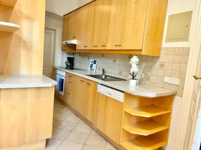 Grundriss der Unterkunft Free Parking & Calm Apartment