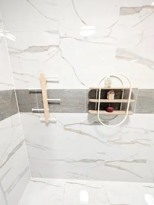 Ein Badezimmer in der Unterkunft Comfortable Apartment in Lanstrasse Area BR3