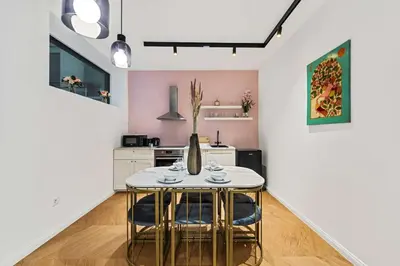 TV/Unterhaltungsangebot in der Unterkunft Royal Hideout - Central Vienna