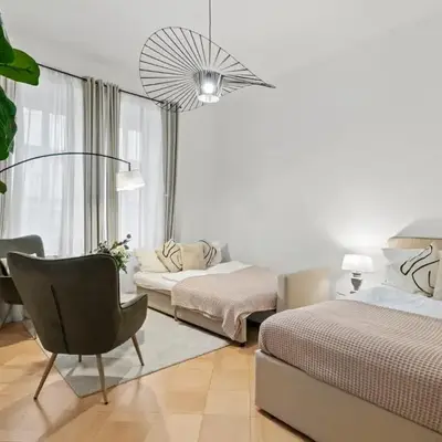 2 Minutes from the U1 - long-stay comfort for expats