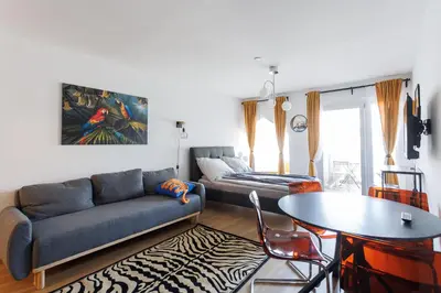 Ein Sitzbereich in der Unterkunft Luxury Modern Apartment with Balcony