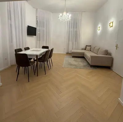 Ein Sitzbereich in der Unterkunft Modern ausgestattete Wohnung mit Wiener Charme