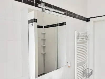 Ein Badezimmer in der Unterkunft Close to Reumannplatz - Monthly Stays