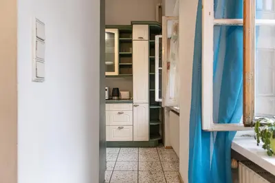 Küche/Küchenzeile in der Unterkunft Deluxe 3BR Apt Wiener Stadthalle