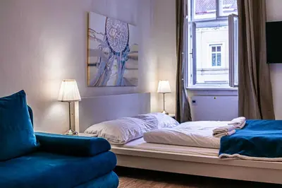 Ein Bett oder Betten in einem Zimmer der Unterkunft Modern Apartment in Wiener Stadthalle Area