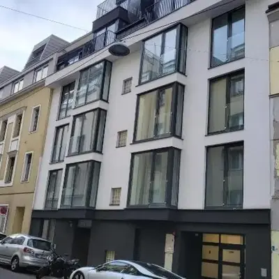 AKH Apartments
