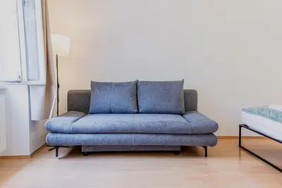 Ein Sitzbereich in der Unterkunft Spacious Two Bedroom Apartment Near Stadthalle