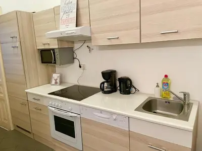 Küche/Küchenzeile in der Unterkunft Cozy Long-Term Apartment