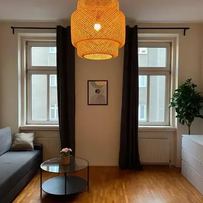 90 m2 Spacious Apartment with Free Parking