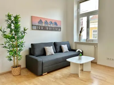 Grundriss der Unterkunft Central Cosy Apartment with Free Parking