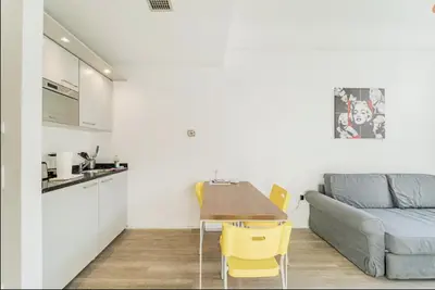 Küche/Küchenzeile in der Unterkunft Central Apartment near Metro