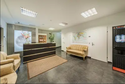 Ein Bett oder Betten in einem Zimmer der Unterkunft Central Apartment near Metro