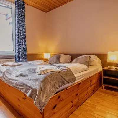 Spacious Two Bedroom Apartment With Living Room Near Wiener Stadthalle