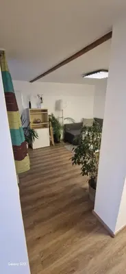 Grundriss der Unterkunft Charmantes und neu renoviertes Apartment in der Nähe des Flughafens