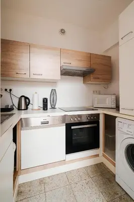Küche/Küchenzeile in der Unterkunft Belvedere 1BD Suite Landstraße close to Wien Mitte
