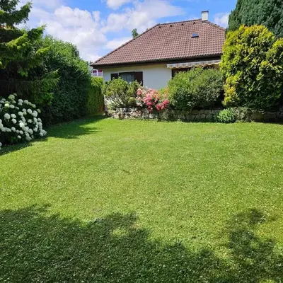 House near castle park