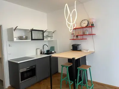 Küche/Küchenzeile in der Unterkunft Schickes Apartment nähe AKH-MedUni - Währingerpark 24-7 check in
