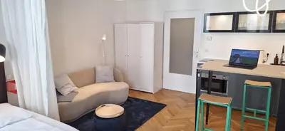 Küche/Küchenzeile in der Unterkunft Schickes Apartment nähe AKH-MedUni - Währingerpark 24-7 check in