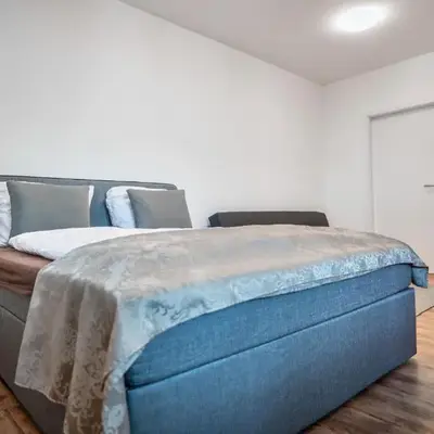 Quiet Apartment with Easy City Access - Close to U3 Schweglerstraße