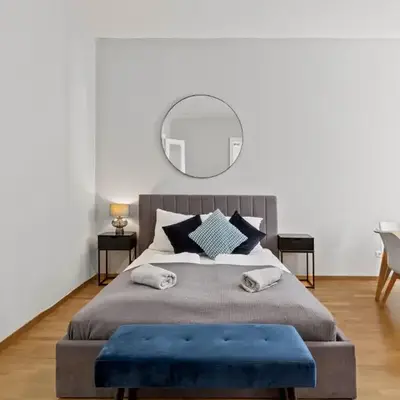 Spacious 3-BR - 2 min to U4 Meidling Hauptstraße