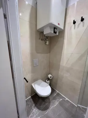 Ein Badezimmer in der Unterkunft Apartment near Metro & Netflix - Kingsize Bed