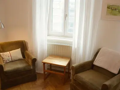 Ein Sitzbereich in der Unterkunft Apartment Vienna1090 by Interhome