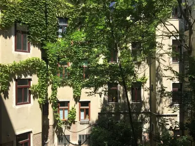 Das Gebäude in dem sich die Ferienwohnung befindet