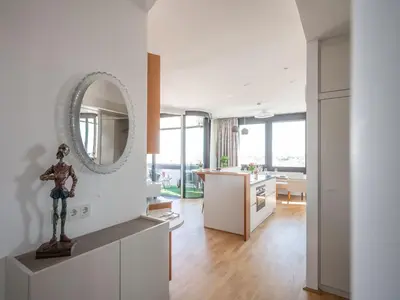 Ein Sitzbereich in der Unterkunft Apartment Skyflats Sun View by Interhome