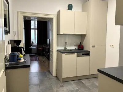 Küche/Küchenzeile in der Unterkunft Apartment Wohnen am Augarten by Interhome