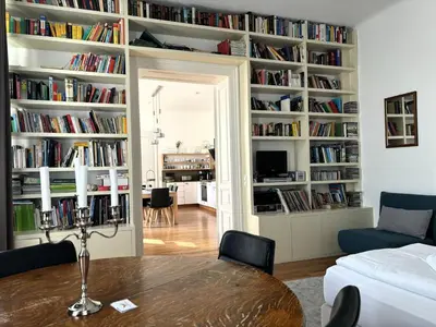 Die Bibliothek in der Ferienwohnung