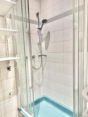 Ein Badezimmer in der Unterkunft Central Long-Term Apartment