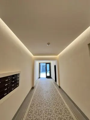 Grundriss der Unterkunft Lovely Apt with Private Garden and AC in Prime Location