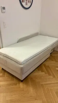 Ein Bett oder Betten in einem Zimmer der Unterkunft Lovely Apt with Private Garden and AC in Prime Location